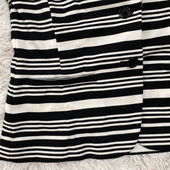 Loft Striped Scuba Brazer ๐ Black White & Lime - Picture 9 of 14